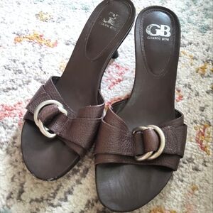 Gianni Bini brown buckle slide heels